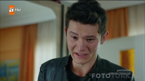 Kirgin.Cicekler.BL.82.HDTvRip.720p.AC3.by.SALCI.TORK_01_31_37_03_12.jpg