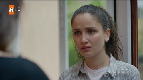 Kirgin.Cicekler.BL.82.HDTvRip.720p.AC3.by.SALCI.TORK_01_54_30_08_15.jpg