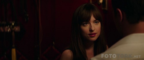 FiftyShadesDarkerUNRATED20171080pBluRayx264TRAltyaziTORK_01_01_23_00_7.jpg