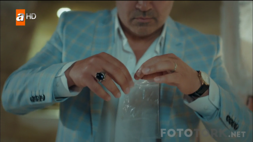 Ask.ve.Mavi.BL.31.HDTvRip.720p.AC3.by.TheWelleTy.TORK.mkv_006857208.png