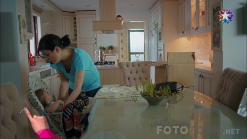 Anne.BL.32.HDTvRip.720p.AC3.by.TheWelleTy.TORK.mkv_002717897.png