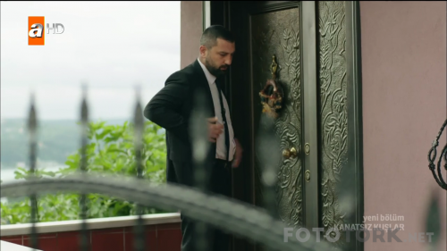 Kanatsiz.Kuslar.BL.06.HDTvRip.720p.AC3.by.TheWelleTy.TORK.mkv_003274423.png