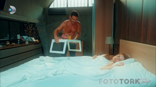 Iki.Yalanci.BL.08.HDTvRip.720p.AC3.by.TheWelleTy.TORK.mkv_002476951.png