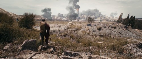 Revolt-2017-1080p-WEB-DL-DD5.1-x264-TR-Altyazi-TORK.mkv_snapshot_00.55.44_2017.09.22_20.21.38.jpg