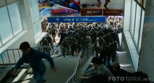 Zombi-Ekspresi---Train-to-Busan-2016-1080p-BluRay-x264-TRDUB-TORK.mkv_snapshot_00.43.56_2017.09.30_22.35.03.jpg