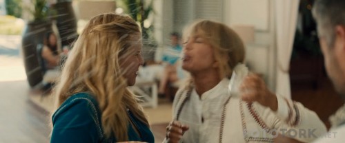 Cennette-Sorun-Var---Snatched-2017-1080p-BluRay-x264-DUAL-TR-ENG-TORK.mkv_snapshot_00.16.54_2017.10.02_21.34.07.jpg