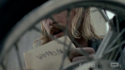 The.Walking.Dead.S08E01.720p.HDTV.x264-AVS.mkv_snapshot_02.35_2017.10.23_18.24.27.jpg