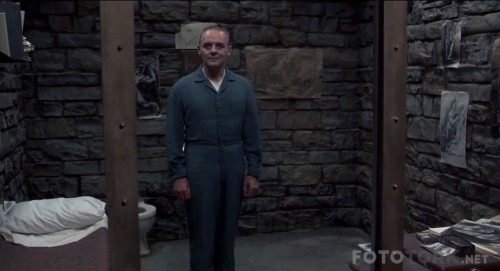 Kuzularin-Sessizligi---The-Silence-of-the-Lambs-1991-1080p-BluRay-x264-DUAL-TR-ENG-TORK.mkv_snapshot_00.12.31_2017.10.26_18.49.20.jpg