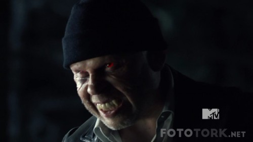 Death.Valley.S01E01.720p.HDTV.x264.mkv_snapshot_17.17_2017.10.28_19.13.40.jpg