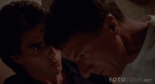 Rain-Man-1988-REMASTERED-1080p-BluRay-x264-TR-Altyazi-TORK.mkv_snapshot_01.15.16_2017.10.29_23.51.38.jpg