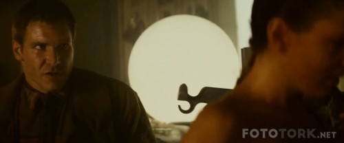 Bicak-Sirti---Blade-Runner-1982-1080p-BluRay-x264-DUAL-TR-ENG-TORK.mkv_snapshot_00.52.43_2017.11.03_20.56.36.jpg