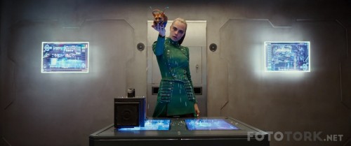 Valerian.and.the.City.of.a.Thousand.Planets.2017.1080p.WEB-DL.H264.AC3-EVOEtHD.mkv_snapshot_00.46.06_2017.11.04_04.53.15.jpg
