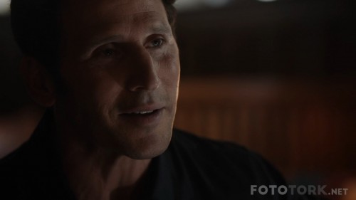 Prison.Break.S05E09.Behind.the.Eyes.1080p.WEB-DL.6CH.x265.HEVC.mkv_snapshot_03.15.jpg