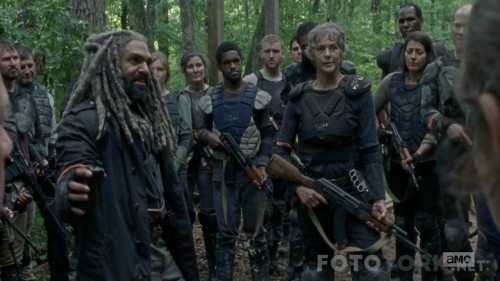 The.Walking.Dead.S08E03.720p.HDTV.x264-AVS.mkv_snapshot_01.56_2017.11.09_04.51.24.jpg