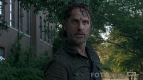 The.Walking.Dead.S08E03.720p.HDTV.x264-AVS.mkv_snapshot_39.28_2017.11.09_04.53.51.jpg