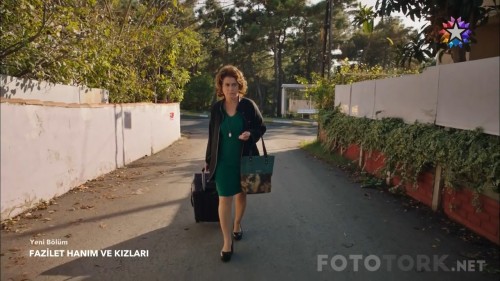 Fazilet.Hanim.ve.Kizlari.BL.22.HDTvRip.720p.AC3.by.TheWelleTy.TORK.mkv_snapshot_00.14.57.jpg