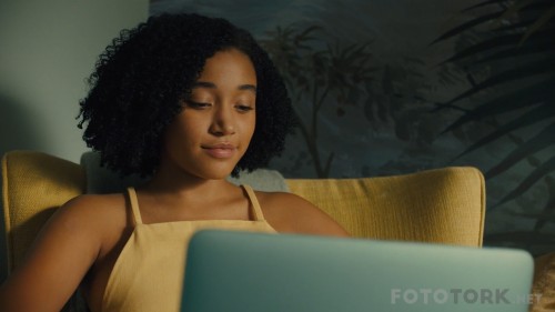 Her-Sey---Everything-Everything-2017-1080p-BluRay-x264-DUAL-TR-ENG-TORK.mkv_snapshot_00.29.37.jpg