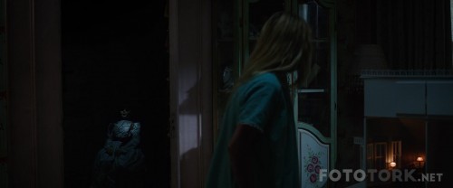 Annabelle-2-Kotulugun-Dogusu-2017-1080p-BluRay-x264-DUAL-TR-ENG-TORK.mkv_snapshot_00.28.00.jpg