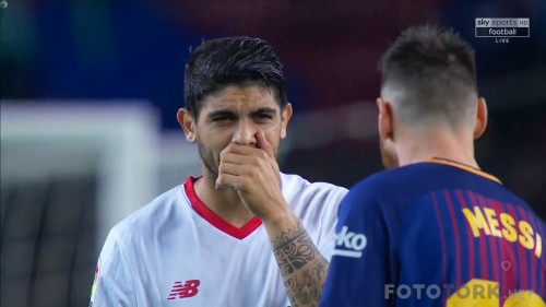 FC-Barcelona---Sevilla-04.11.2017-1080p-HDTvRip-x264-ENG-by-playdevil-TORK.mkv_snapshot_00.00.59_2017.11.15_07.29.44.jpg