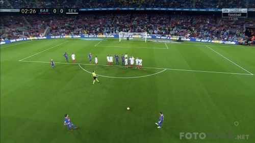 FC-Barcelona---Sevilla-04.11.2017-1080p-HDTvRip-x264-ENG-by-playdevil-TORK.mkv_snapshot_00.03.38_2017.11.15_07.30.00.jpg