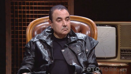 Sadettin-Teksoy-Zaman-Tuneli-Bolum-02-21.10.2017-720p-WEB-DL-by-playdevil-TORK.mkv_snapshot_01.05.31_2017.11.15_07.20.39.jpg
