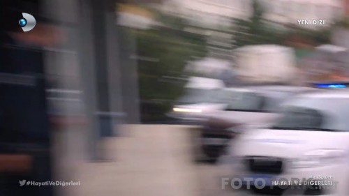 Hayati.ve.Digerleri.BL.01.HDTvRip.720p.AC3.by.TheWelleTy.TORK.mkv_snapshot_01.57.44.jpg