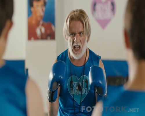 Dugun-Dernek-2013-DVDRip-TR-XviD-by-afrailcarlos-TORK.mkv_snapshot_00.24.18_2017.11.20_20.16.55.png