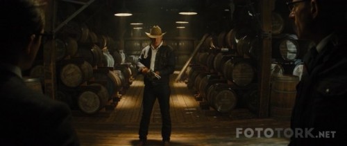Kingsman---Altin-Cember-2017-WEB-DL-x264-FGT-TR-Altyazi-TORK.mkv_snapshot_00.35.45.jpg