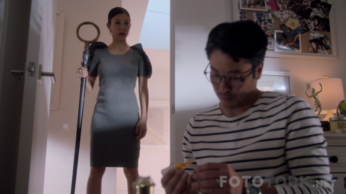 Marvels.Runaways.S01E02.720p.WEB.h264.mkv_000704445.png