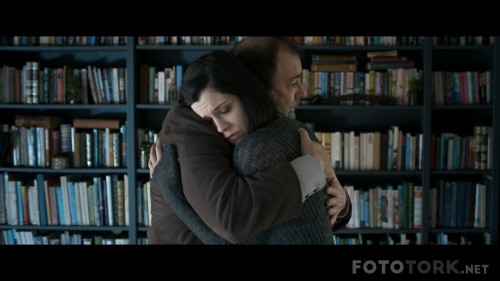 OtherLife.2017.1080p.Netflix.WEB-DL.DD5.1.x264-QOQ-TR-Altyazi-TORK.mkv_snapshot_01.06.25.jpg