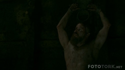 Vikings-S05E02-The-Departed-Part-Two-1080p-WEBRip-6CH-x265.mkv_snapshot_05.23.jpg