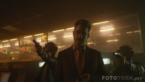 Mr.Robot-S03E03.mkv_snapshot_08.57.jpg