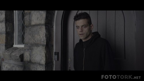 Mr.Robot-S03E08.mkv_snapshot_17.33.jpg