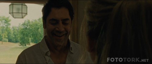 Mother---Anne-2017-1080p-BrRip-6CH-x265-HEVC.mkv_snapshot_01.13.13.jpg