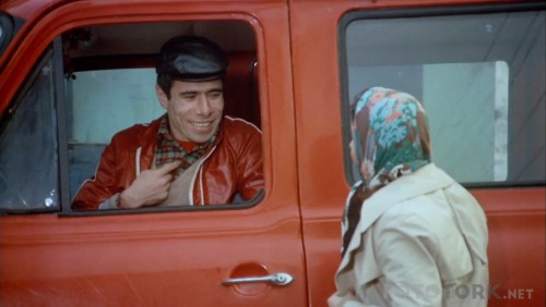 Cicek-Abbas-1982-RESTORASYONLU-1080p-WEB-DL-x264-AC3-TORK.mkv_snapshot_00.26.50.jpg