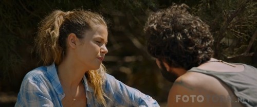 Cok-Uzak-Fazla-Yakin-2016-720p-WEB-DL-x264-TORK.mkv_snapshot_00.29.34.jpg