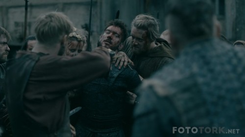 Vikings-S05E05-1080p-WEBRip-6CH-x265-HEVC-TR-Altyazi-TORK.mkv_snapshot_10.02.jpg