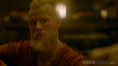 Vikings-S05E05-1080p-WEBRip-6CH-x265-HEVC-TR-Altyazi-TORK.mkv_snapshot_27.13.jpg