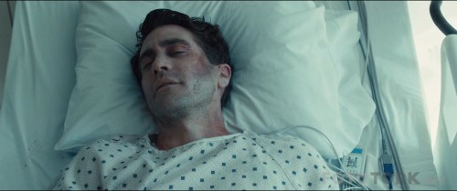 Stronger---Pes-Etme-2017-1080p-BluRay-x265-HEVC-6CH-TR-Altyazi-TORK.mkv_snapshot_00.26.12.jpg