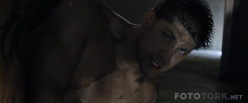 Kickboxer-Retaliation-2017-1080p-WEBRip-x264-FGT-TR-Altyazi-TORK.mkv_snapshot_00.12.41.jpg