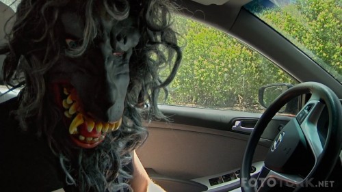 Creep-2-2017-1080p-WEB-DL-x.264-DUAL-TR-ENG-TORK.mkv_snapshot_00.29.34.jpg