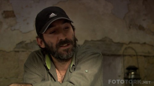 Benim-ve-Rozun-Sonbahari-2009-1080p-WEB-DL-x264-AC3-TORK.mkv_snapshot_00.36.26.jpg