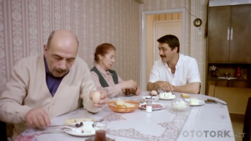 Sen-Turkulerini-Soyle-1986-1080p-WEB-DL-x264-AC3-TORK.mkv_snapshot_00.22.18.jpg