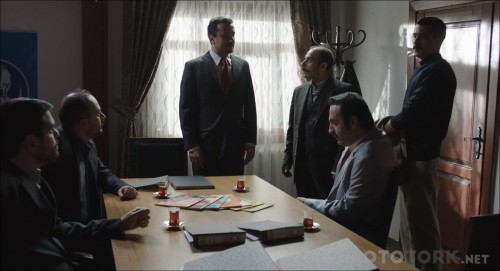 Kafes-2015-1080p-AMZN-WEB-DL-DD-5.1-x264-TORK.mkv_snapshot_00.36.40.jpg