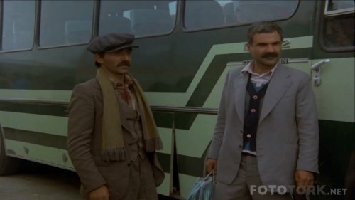 Yol-1981-RESTORASYONLU-1080p-WEB-DL-x264-AC3-TORK.mkv_snapshot_00.13.02.jpg