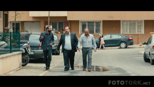 Sinyalciler-2017-1080p-WEB-DL-x264-AC3-TORK.mkv_snapshot_00.32.16.jpg