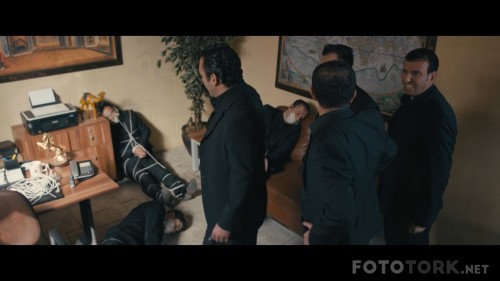 Sinyalciler-2017-1080p-WEB-DL-x264-AC3-TORK.mkv_snapshot_01.05.40.jpg