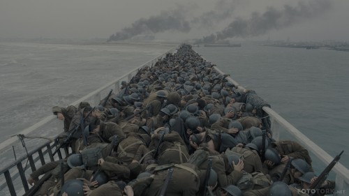 Dunkirk-2017-2160p-BluRay-REMUX-HEVC-DTS-HD-MA-5.1-FGT.mkv_snapshot_00.26.10.jpg