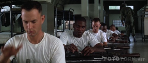 Forrest-Gump-1994-1080p-BluRay-x264-DUAL-TR-ENG-TORK.mkv_snapshot_00.34.14.jpg