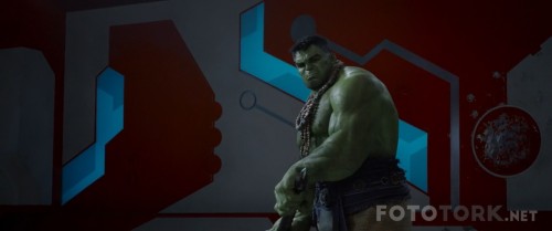Thor-Ragnarok-2017-720p-BluRay-x264-DUAL-TR-ENG-TORK.mkv_snapshot_01.08.59.jpg